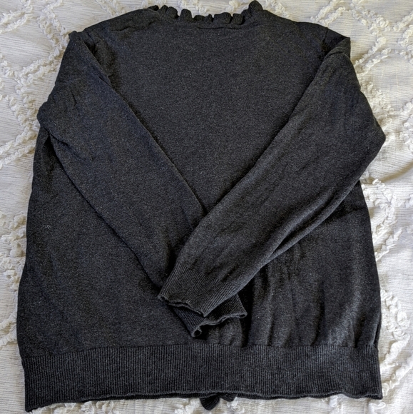 Black sweater with beaded edges - Picture 2 of 3